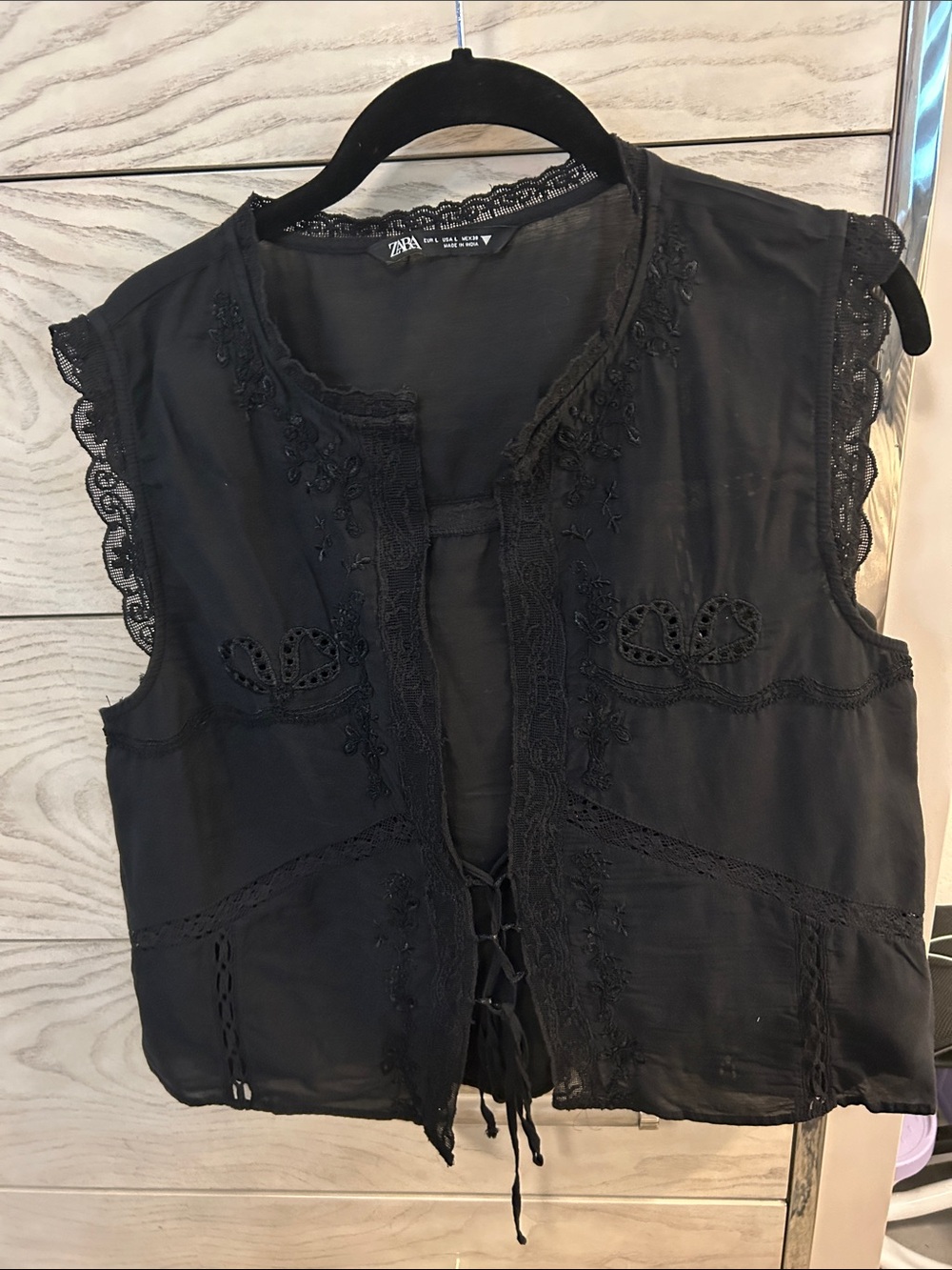 ZARA Black Lace-Trim Embroidered Sleeveless Camisole